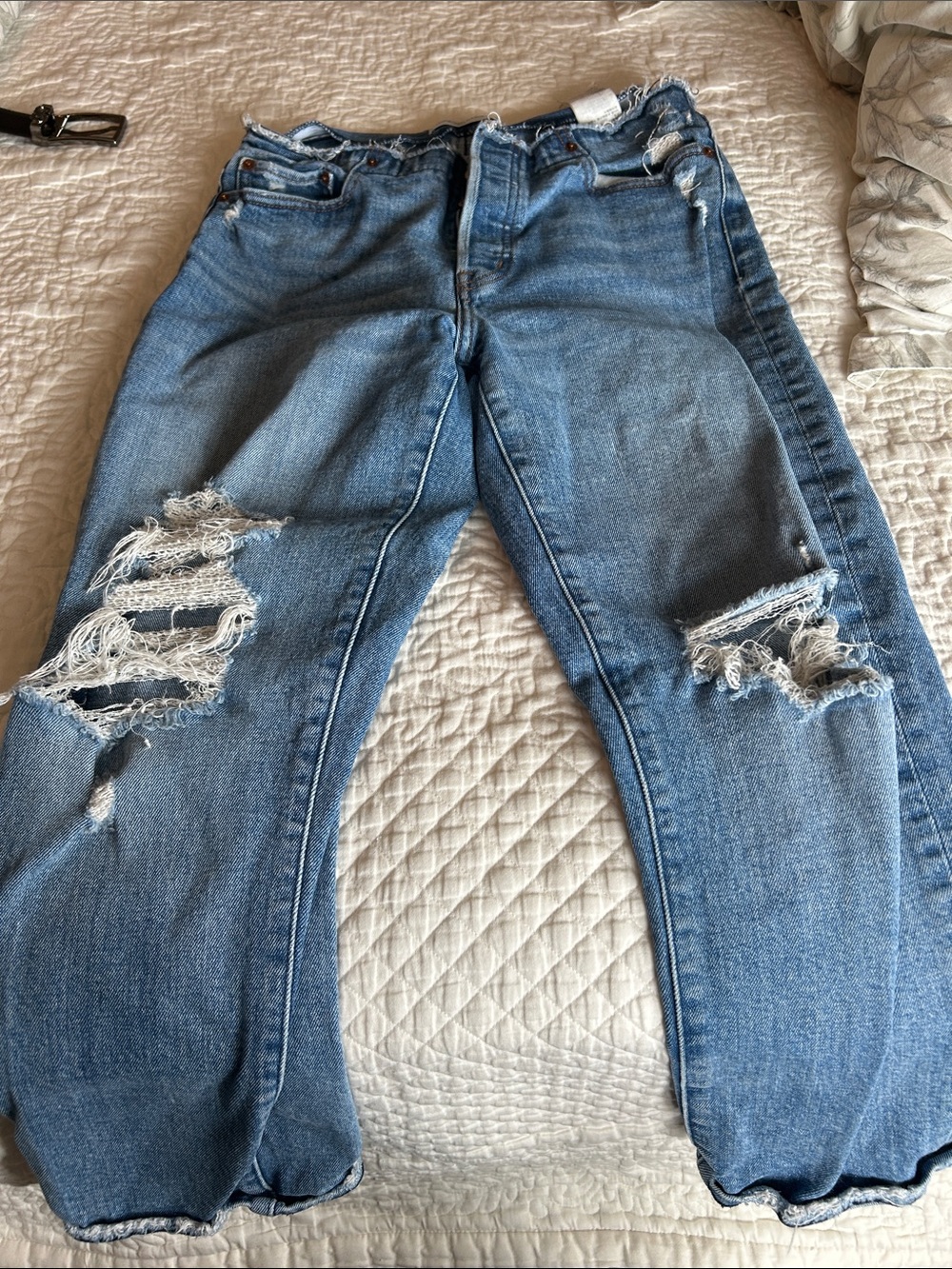 Abercrombie & Fitch Light Blue Distressed Cropped Jeans